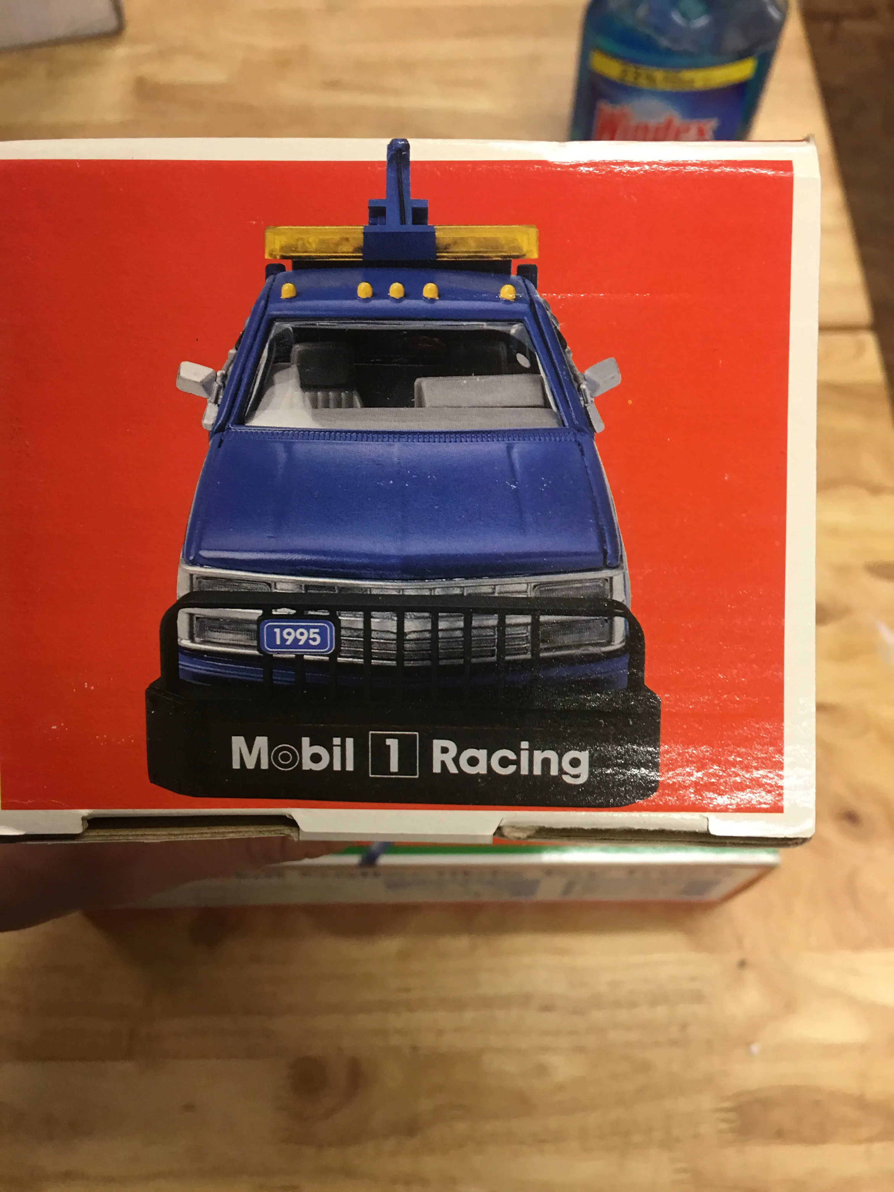 1995 Mobile Tow Truck Collectors Edition