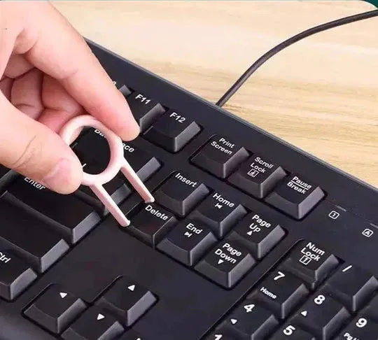 7 In 1 Keyboard Cleaner