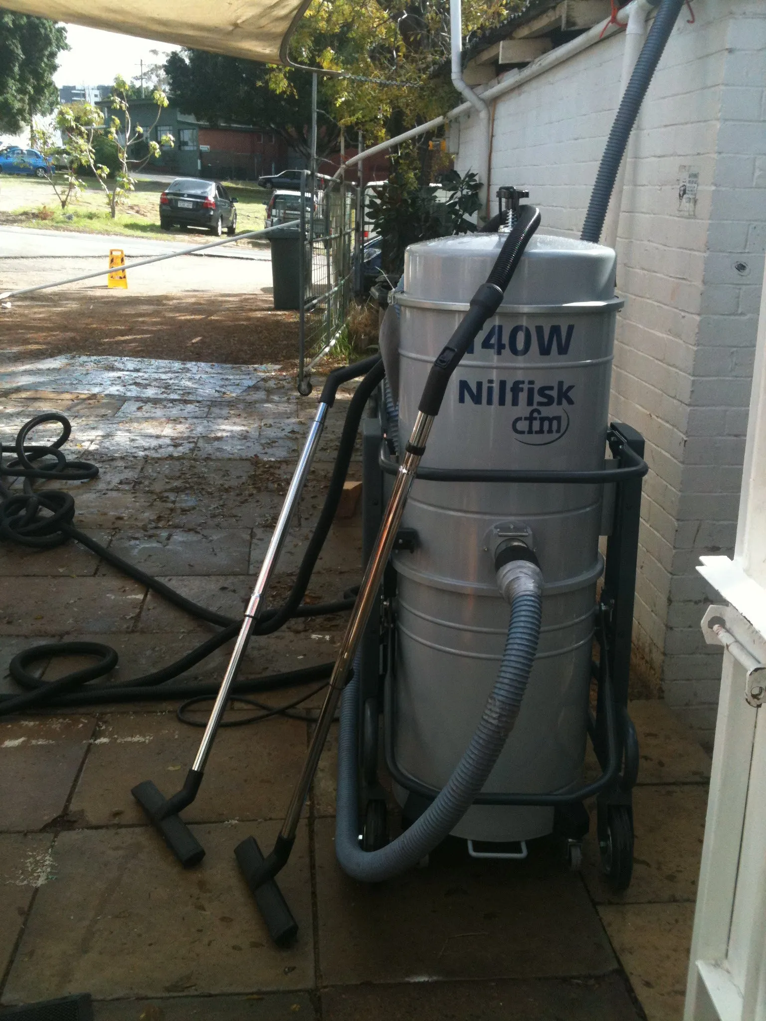 NilfiskCFM T40 W 4 kWatt 3 Phase Industrial Vacuum Cleaner Complete With Hose Kit