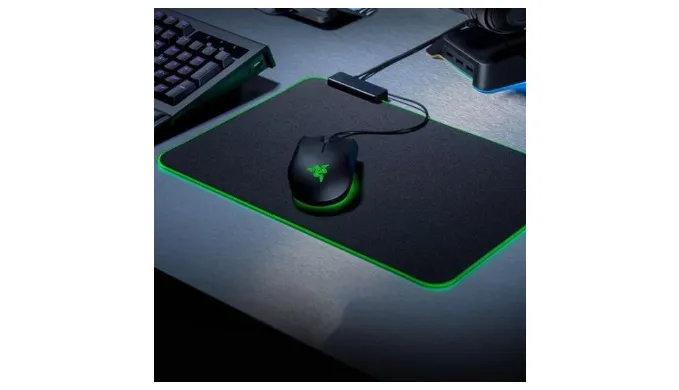 Razer Goliathus Chroma Soft Gaming Mouse Mat (New / Bulk Packaging) - Ships Next Day!